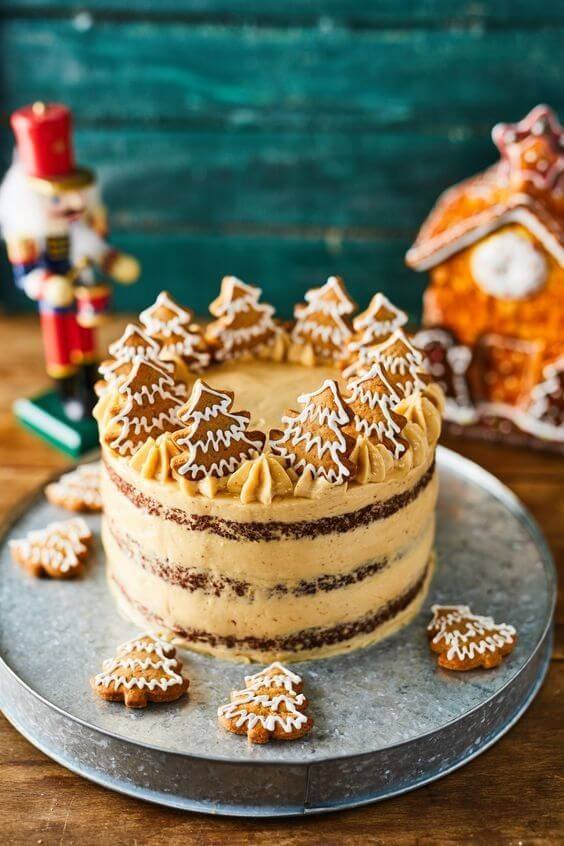 Торт "Пряничная ель"